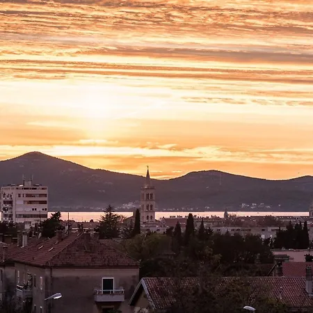 Agape With Parking Apartment Zadar
