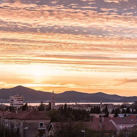 Agape With Parking Apartment Zadar